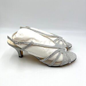 7W 7 WIDE WIDTH Touch Ups Womens Clara Silver Kitten Heels Dress Sandals Shoes